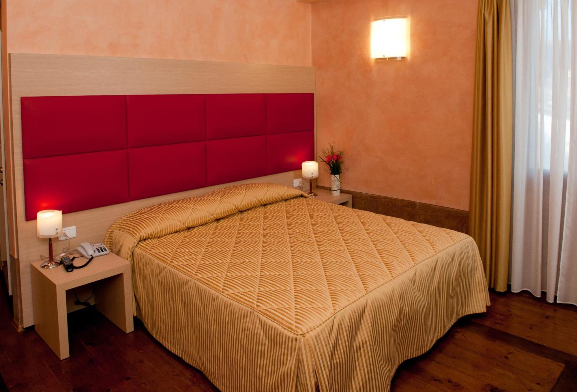 Hotel Villa Maternini Vazzola Room photo